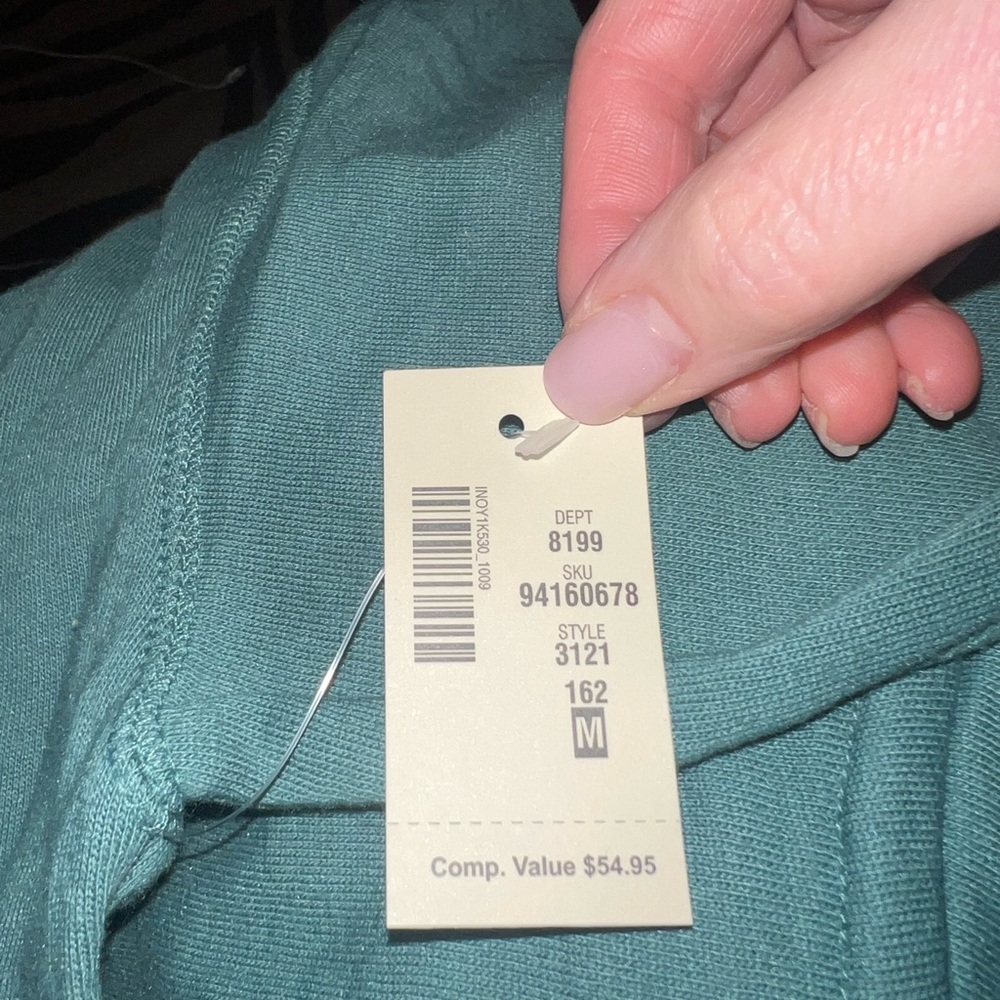 Aeropostale Green Hoodie with Iconic Branding - Picture 3 of 6